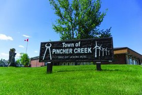 Town of Pincher Creek sign